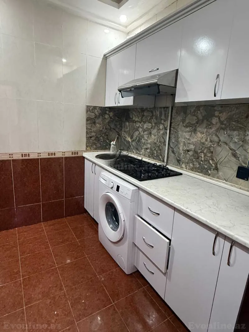 Satılır 2 otaqlı Mənzil Köhnə tikili 55 m² 20 Yanvar m. - şəkil 12
