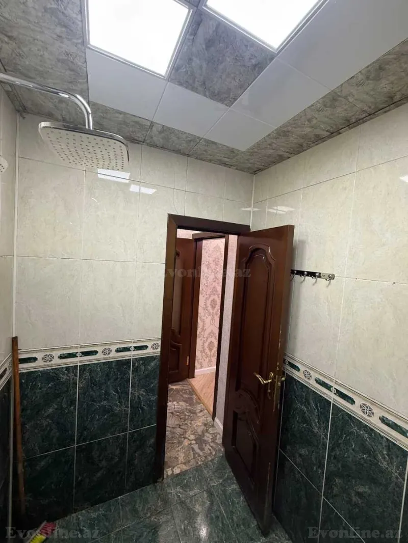 Satılır 2 otaqlı Mənzil Köhnə tikili 55 m² 20 Yanvar m. - şəkil 14