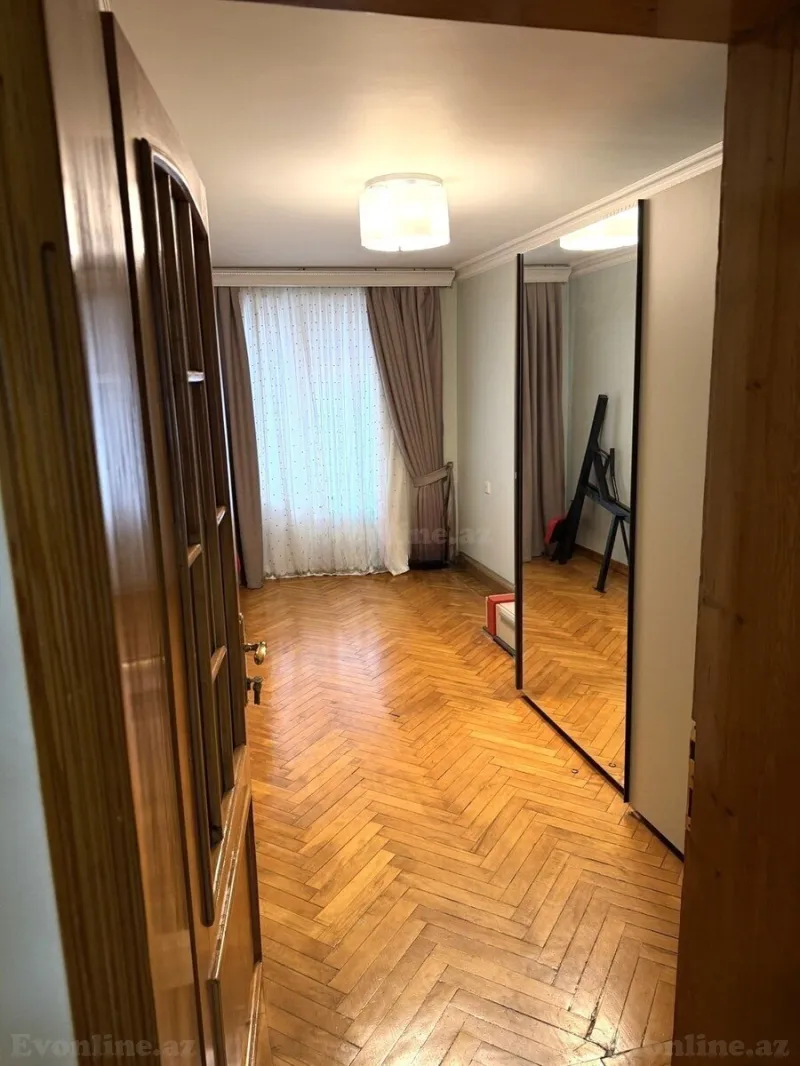 Satılır 3 otaqlı Mənzil Köhnə tikili 80 m² Nizami m. - şəkil 3