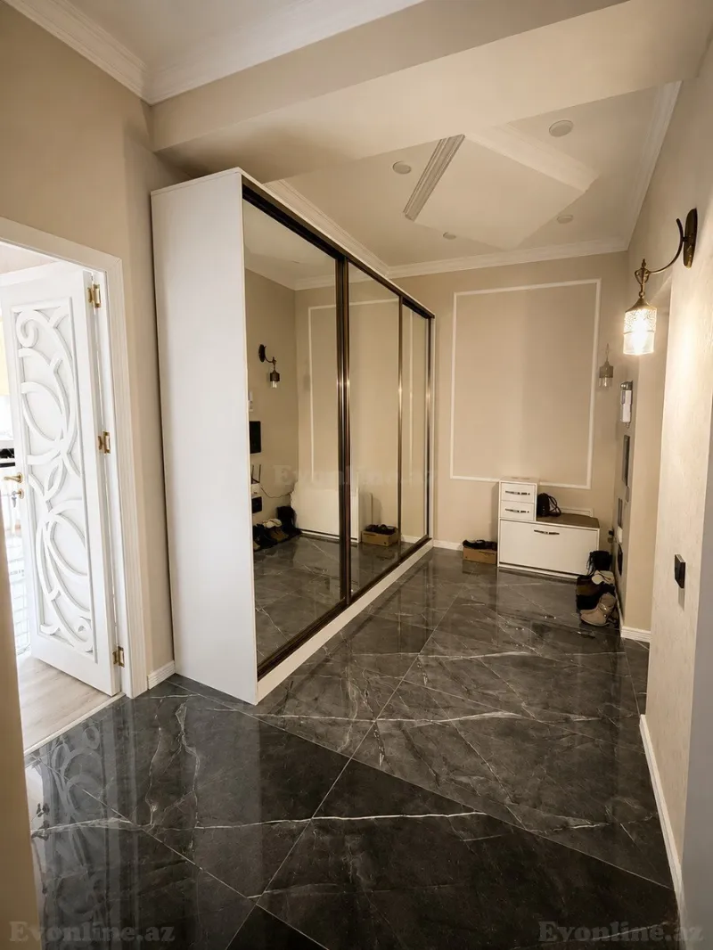 Satılır 4 otaqlı Mənzil Yeni tikili 81 m² Xalqlar Dostluğu m. - şəkil 5