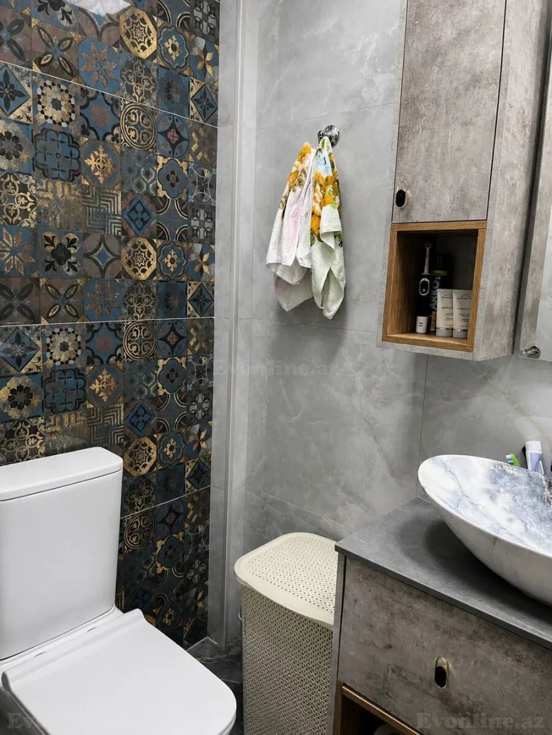Satılır 4 otaqlı Mənzil Yeni tikili 81 m² Xalqlar Dostluğu m. - şəkil 9