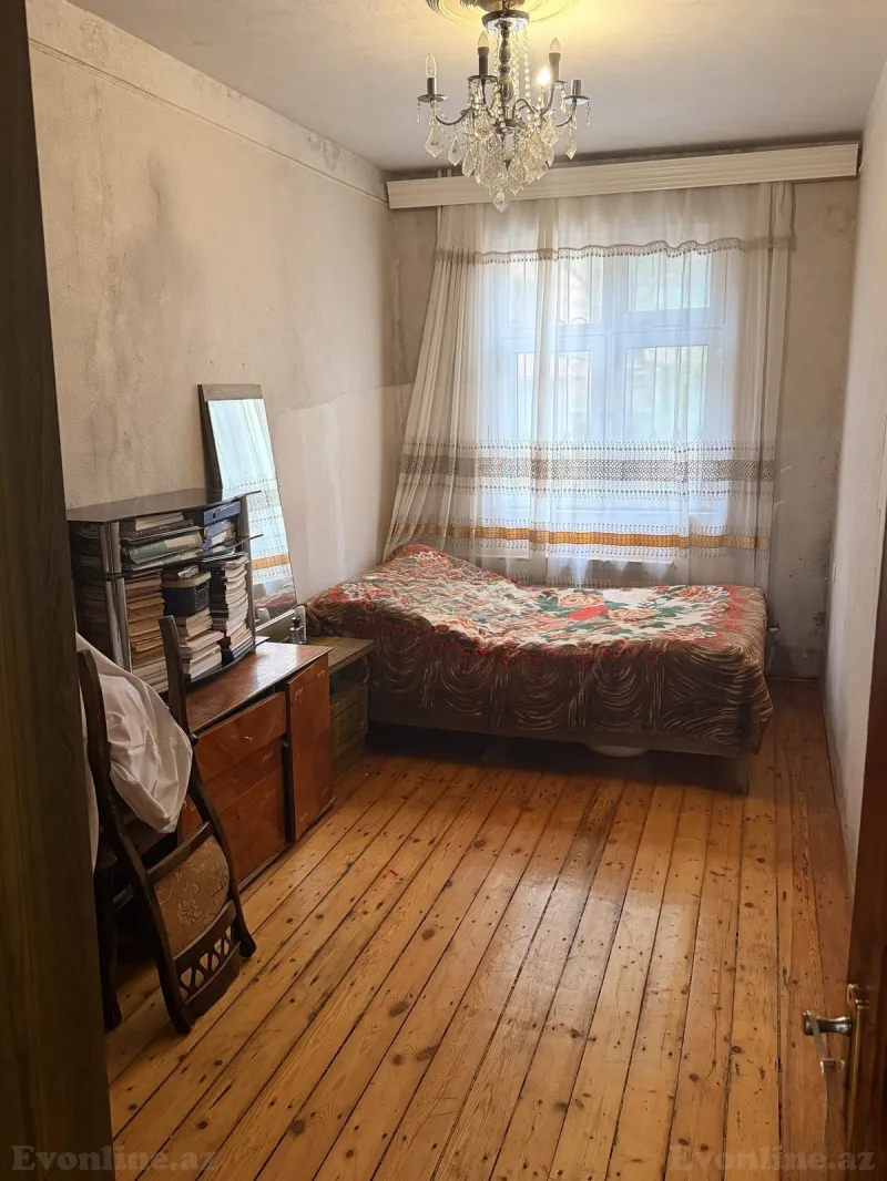 Satılır 2 otaqlı Mənzil Köhnə tikili 41.3 m² Memar Əcəmi m. - şəkil 3