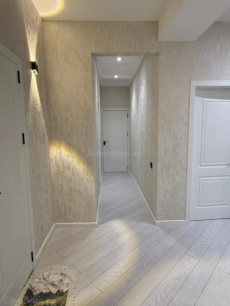 Satılır 4 otaqlı Mənzil Yeni tikili 135 m² Həzi Aslanov m. - şəkil 6