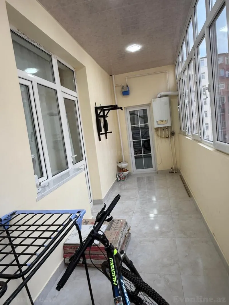 Satılır 4 otaqlı Mənzil Yeni tikili 135 m² Həzi Aslanov m. - şəkil 14