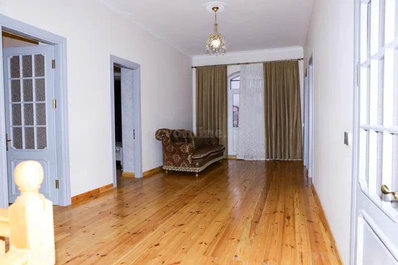 Kirayə verilir 7 otaqlı Həyət evi 250 m² Quba - şəkil 13