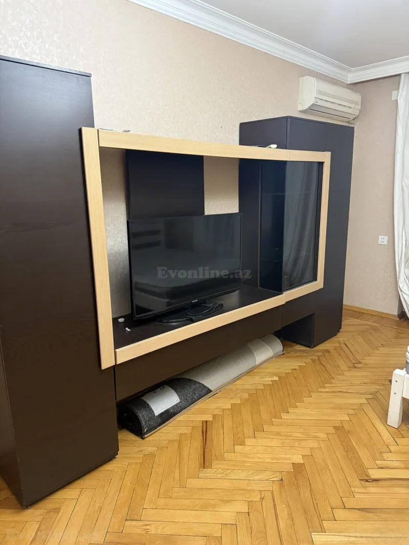 Kirayə verilir 1 otaqlı Mənzil Köhnə tikili 40 m² İnşaatçılar m. - şəkil 3