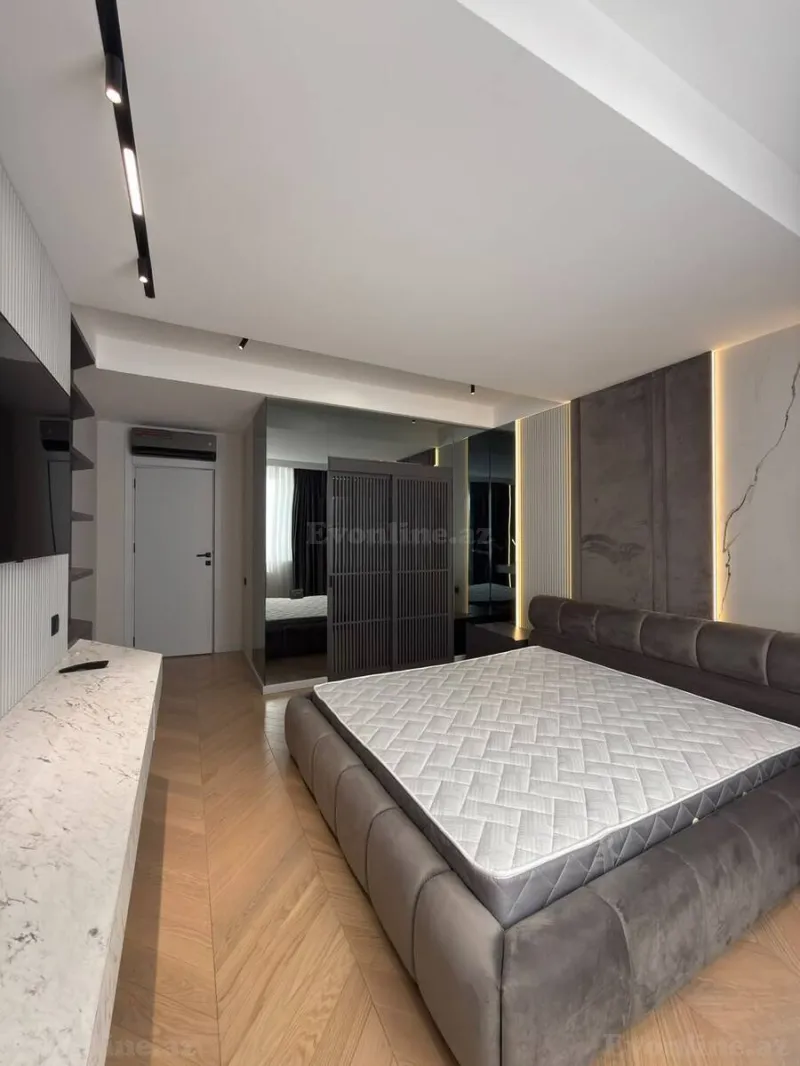 Satılır 3 otaqlı Mənzil Yeni tikili 134 m² Nərimanov r. - şəkil 5