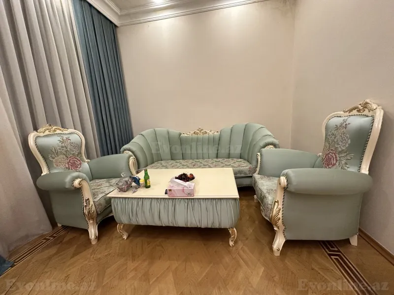 Satılır 3 otaqlı Mənzil Köhnə tikili 90 m² Elmlər Akademiyası m.