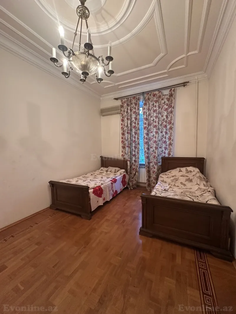 Satılır 3 otaqlı Mənzil Köhnə tikili 90 m² Elmlər Akademiyası m. - şəkil 5