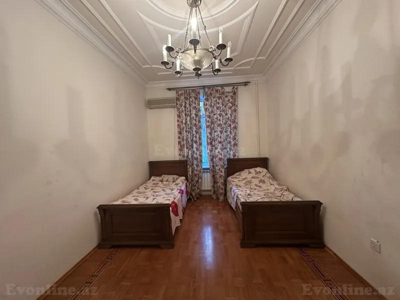 Satılır 3 otaqlı Mənzil Köhnə tikili 90 m² Elmlər Akademiyası m. - şəkil 7