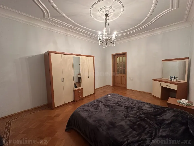 Satılır 3 otaqlı Mənzil Köhnə tikili 90 m² Elmlər Akademiyası m. - şəkil 9