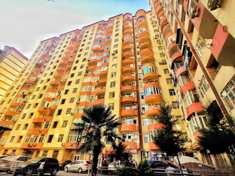 Satılır 3 otaqlı Mənzil Yeni tikili 100 m² İnşaatçılar m.