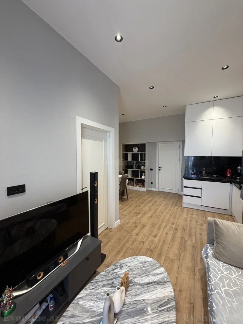 Satılır 2 otaqlı Mənzil Yeni tikili 71.5 m² Koroğlu m. - şəkil 6