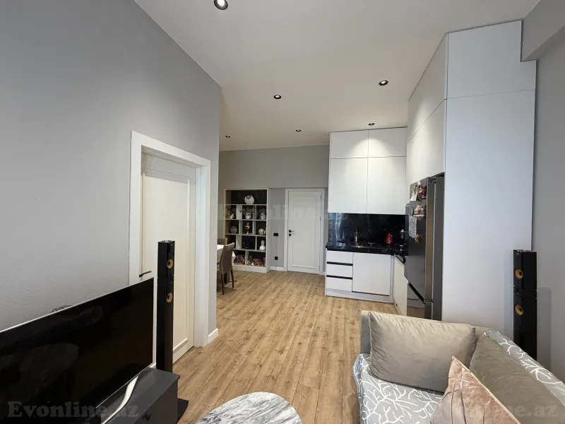 Satılır 2 otaqlı Mənzil Yeni tikili 71.5 m² Koroğlu m. - şəkil 9