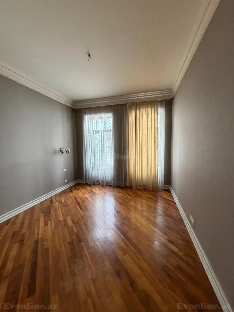 Satılır 10 otaqlı Həyət evi 1005 m² 8 Noyabr m. - şəkil 5
