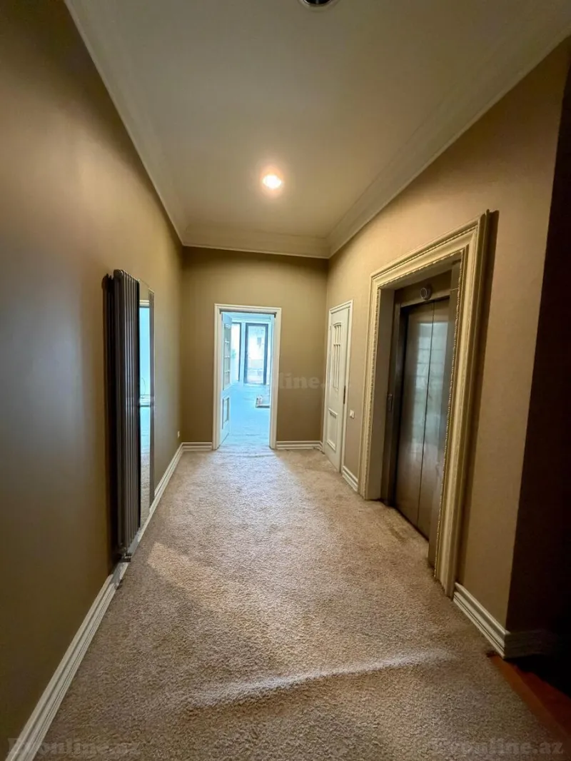 Satılır 10 otaqlı Həyət evi 1005 m² 8 Noyabr m. - şəkil 11
