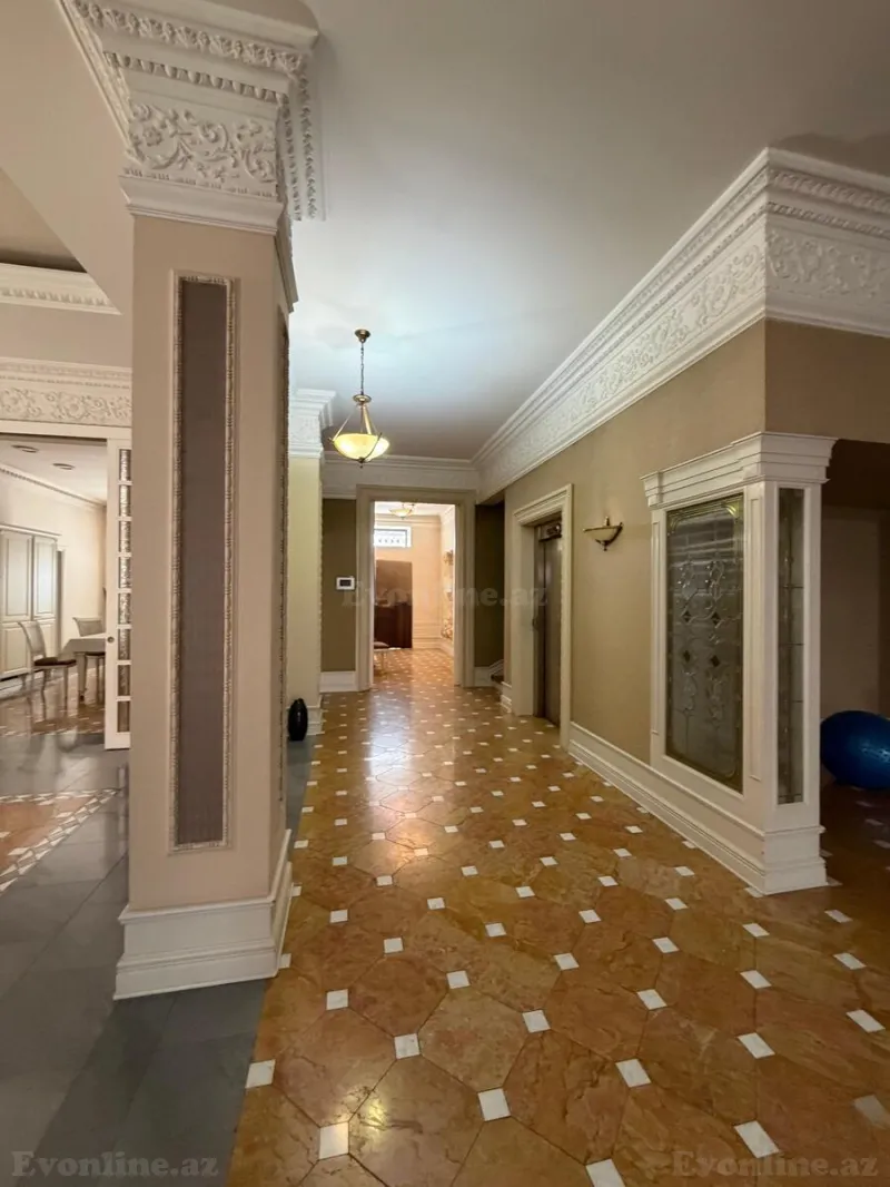 Satılır 10 otaqlı Həyət evi 1005 m² 8 Noyabr m. - şəkil 26