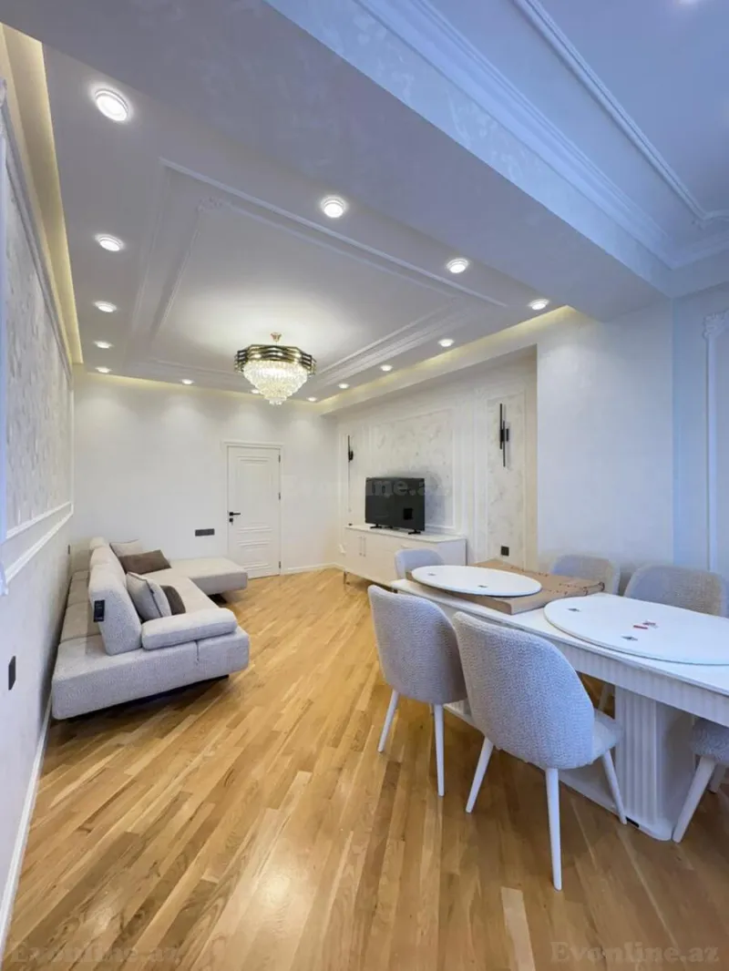 Satılır 2 otaqlı Mənzil Yeni tikili 93 m² Neftçilər m. - şəkil 3
