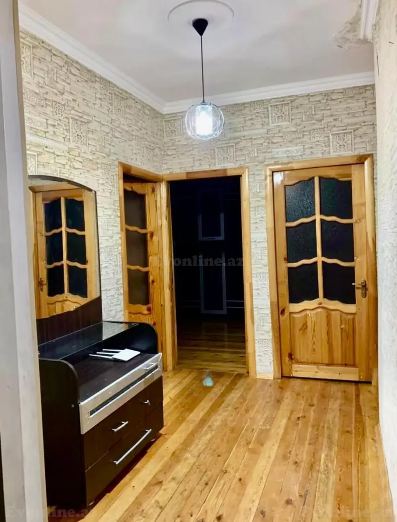 Kirayə verilir 3 otaqlı Mənzil Köhnə tikili 100 m² Yasamal r. - şəkil 9