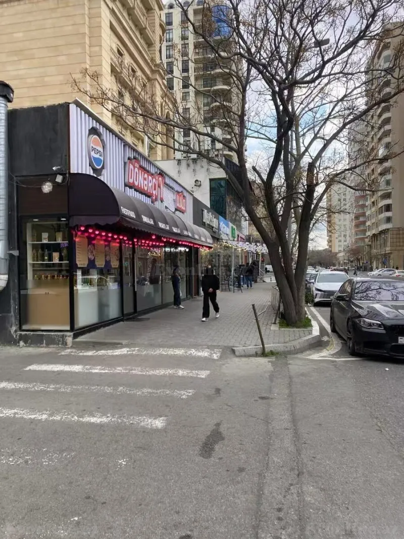 Satılır Obyekt 14 m² Elmlər Akademiyası m. - şəkil 2