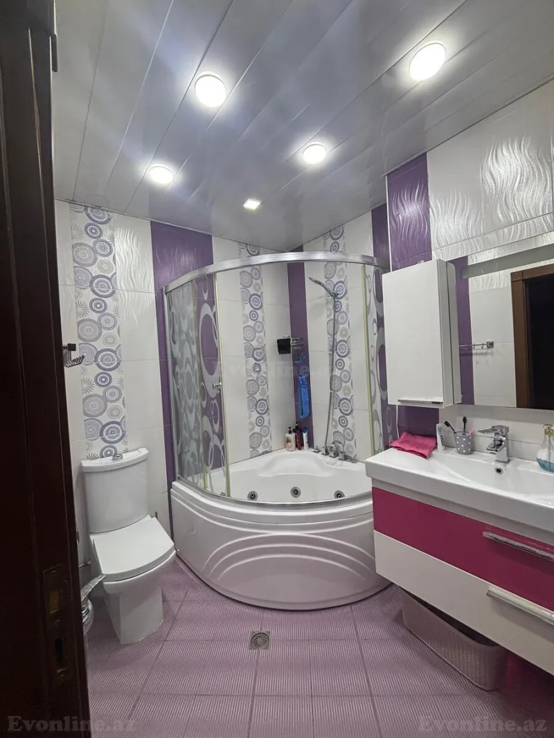 Satılır 3 otaqlı Mənzil Yeni tikili 150 m² Memar Əcəmi m. - şəkil 12