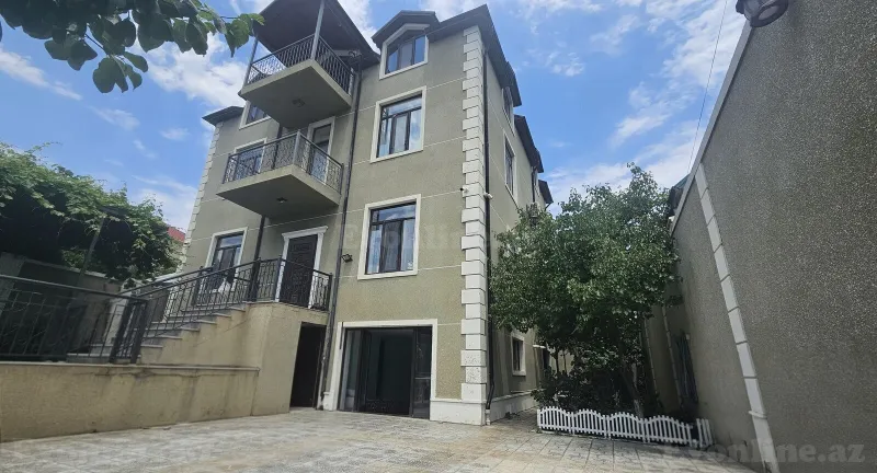 10 otaqlı Həyət evi 520 m² Biləcəri Satılır