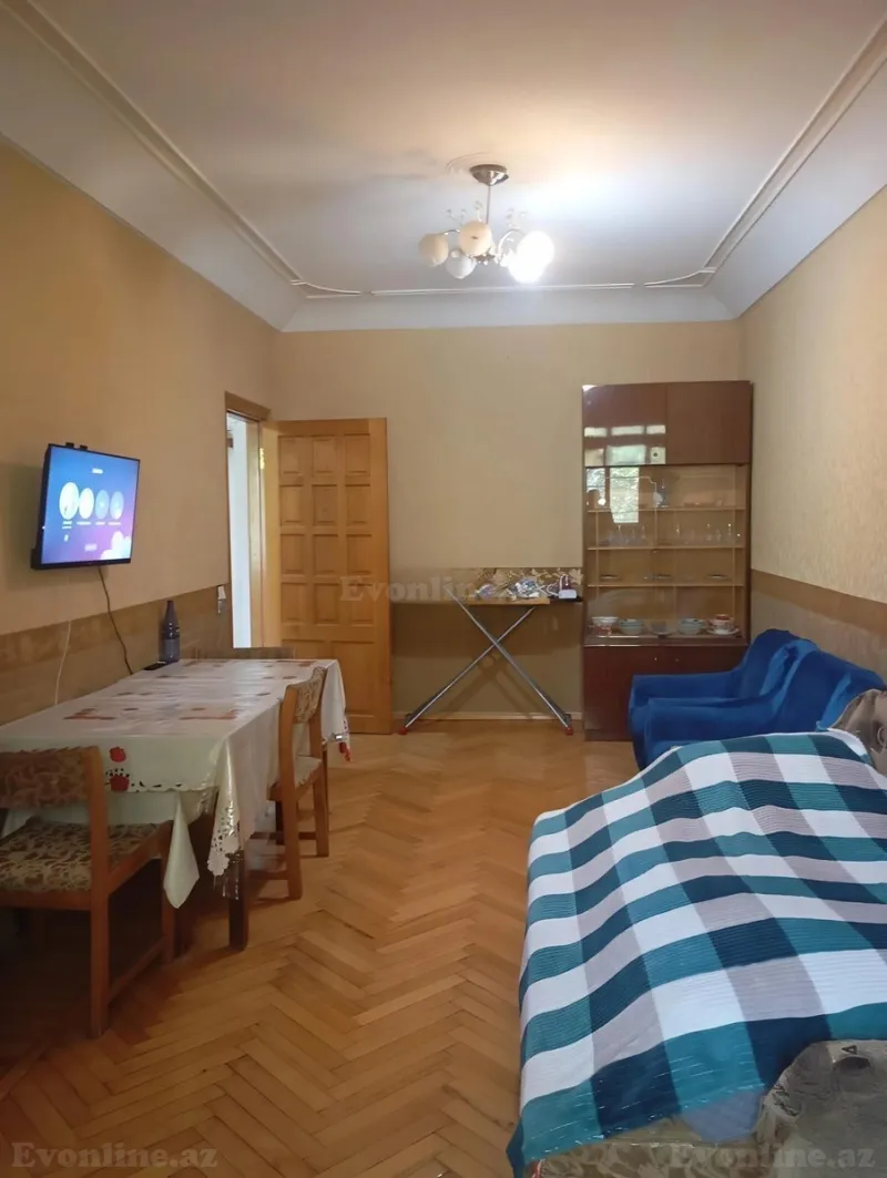 3 otaqlı Mənzil 65 m² 7-ci mikrorayon Satılır