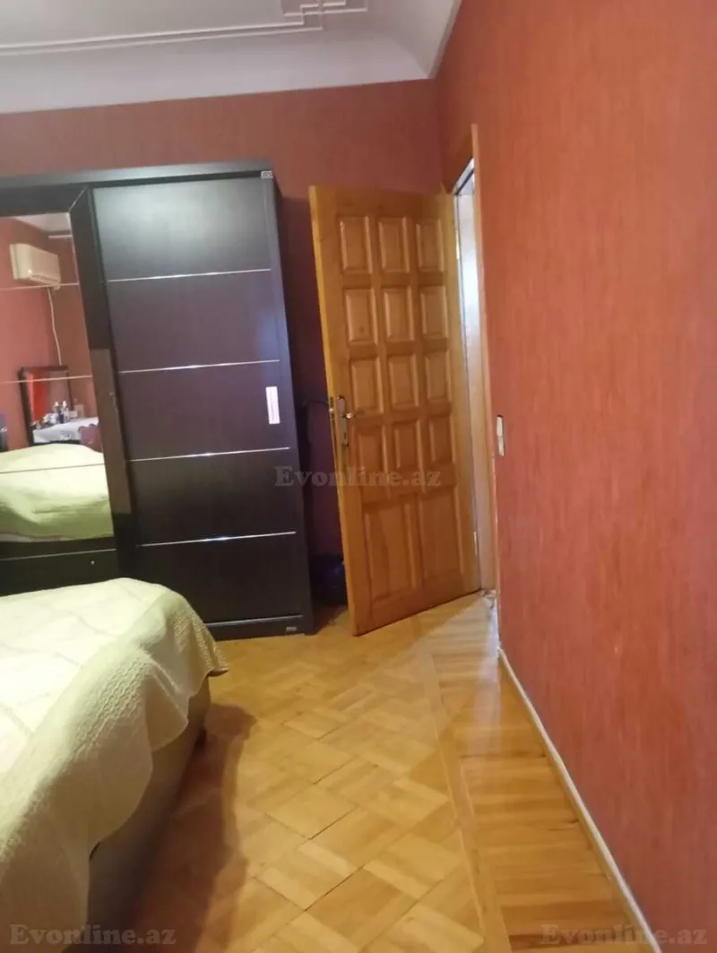 Satılır 3 otaqlı Mənzil Köhnə tikili 65 m² 7-ci mikrorayon - şəkil 4