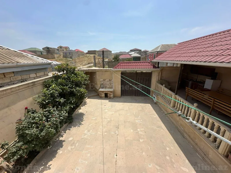 5 otaqlı Həyət evi 150 m² Qobu Satılır
