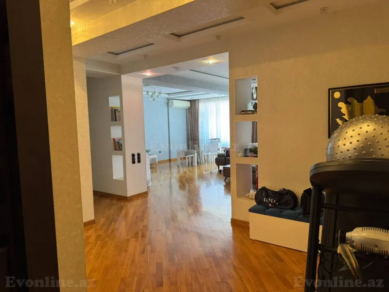 Satılır 3 otaqlı Mənzil Yeni tikili 145 m² 28 May m. - şəkil 4
