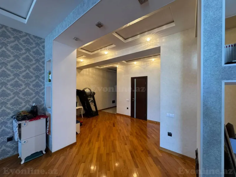 Satılır 3 otaqlı Mənzil Yeni tikili 145 m² 28 May m. - şəkil 17