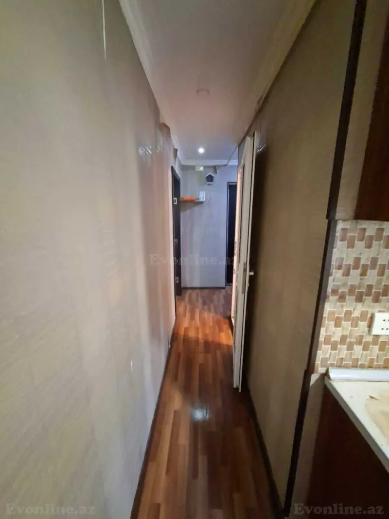 Kirayə verilir 1 otaqlı Mənzil Köhnə tikili 40 m² Neftçilər m. - şəkil 3
