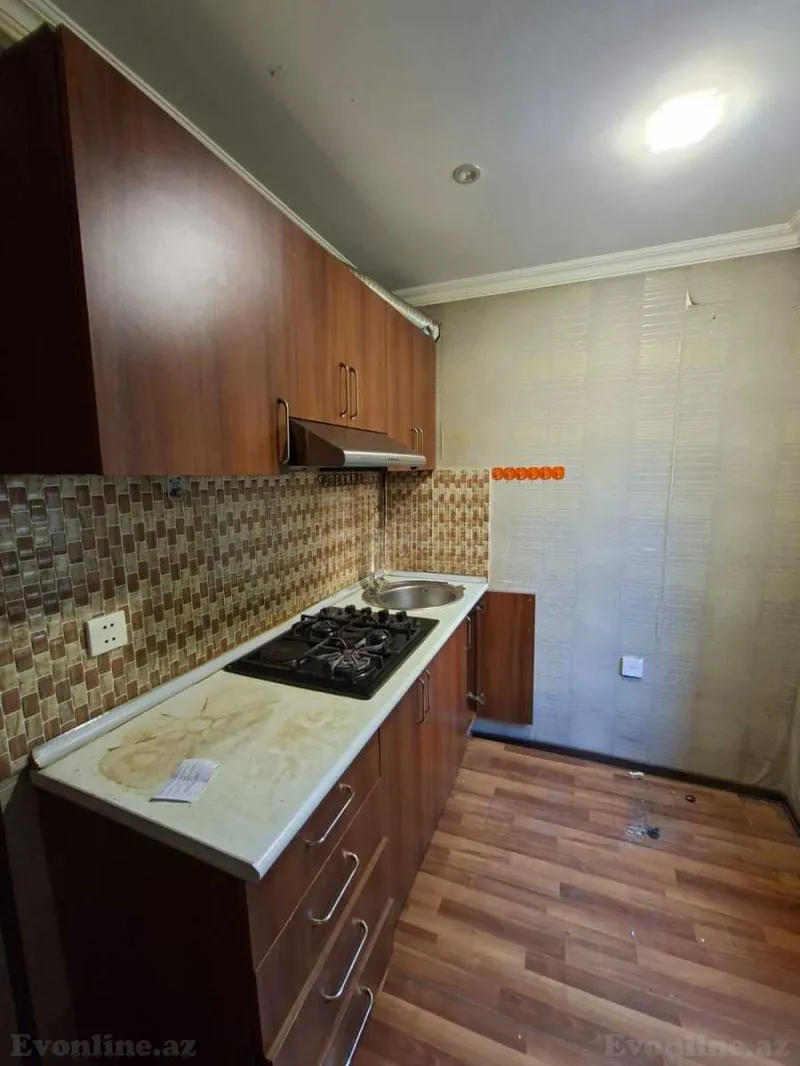 Kirayə verilir 1 otaqlı Mənzil Köhnə tikili 40 m² Neftçilər m. - şəkil 4