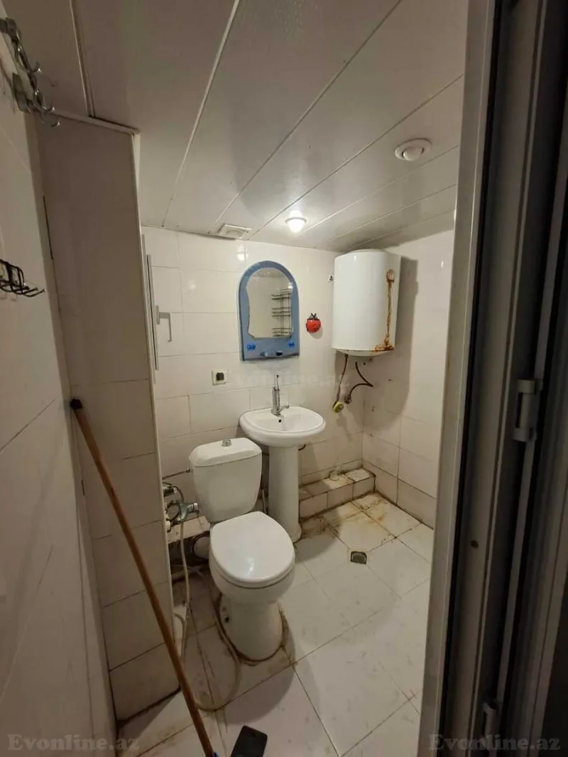 Kirayə verilir 1 otaqlı Mənzil Köhnə tikili 40 m² Neftçilər m. - şəkil 7