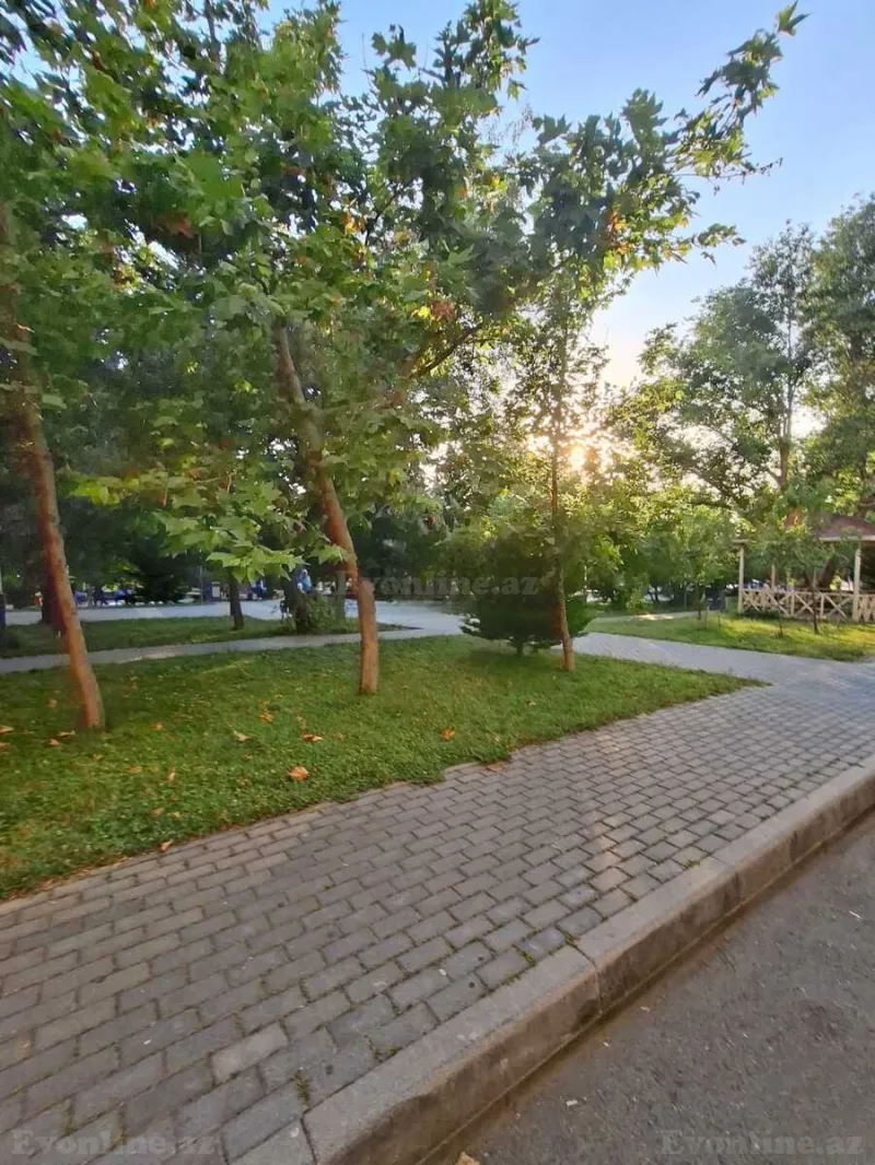 Kirayə verilir 1 otaqlı Mənzil Köhnə tikili 40 m² Neftçilər m. - şəkil 9