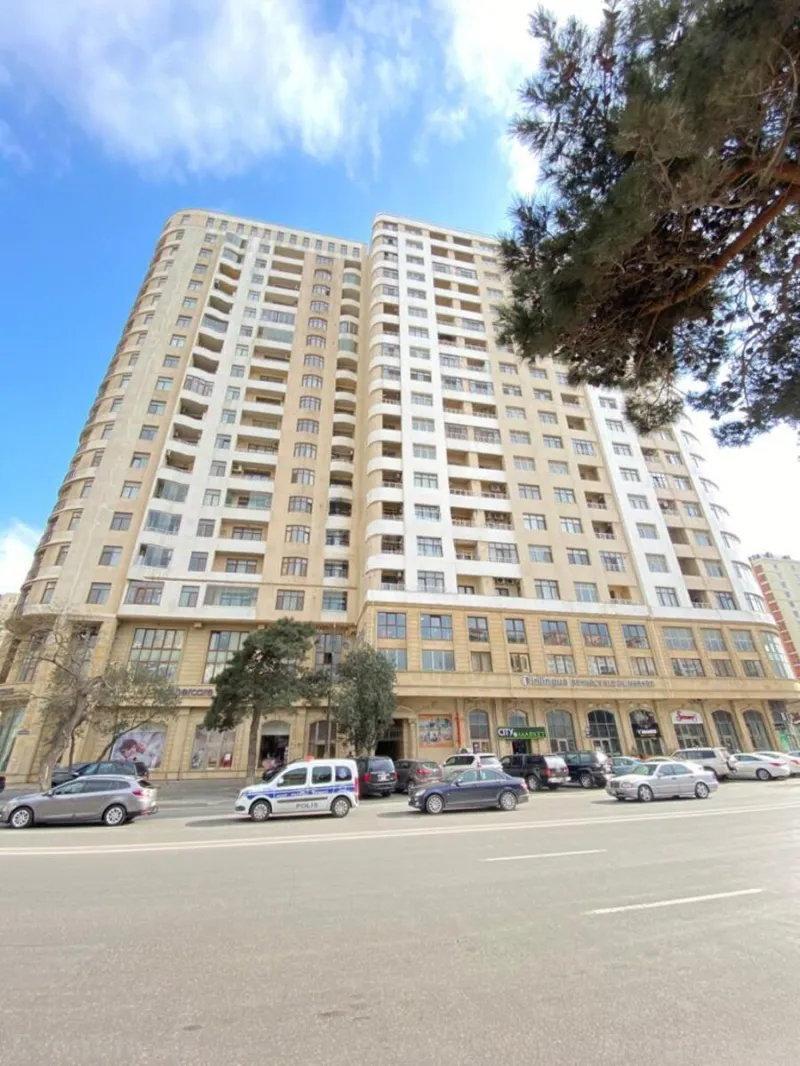2 otaqlı Mənzil 110 m² Elmlər Akademiyası m. Kirayə verilir