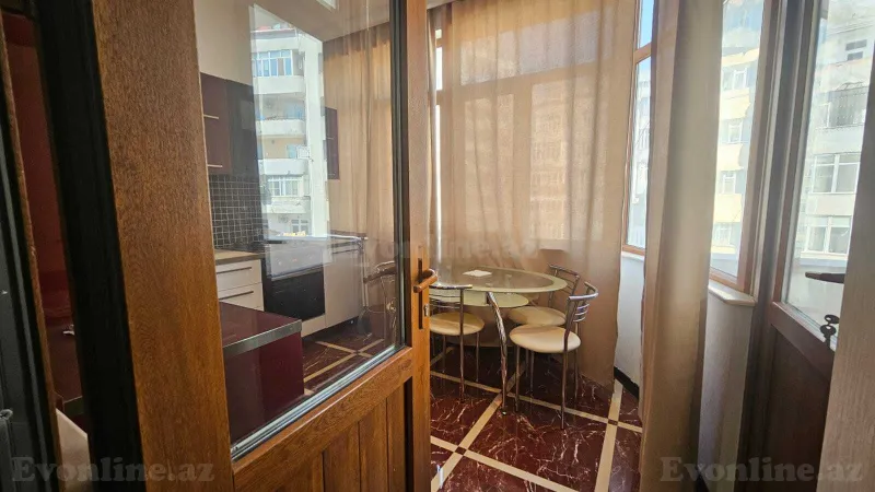Satılır 3 otaqlı Mənzil Yeni tikili 120 m² 28 May m. - şəkil 15