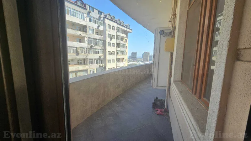 Satılır 3 otaqlı Mənzil Yeni tikili 120 m² 28 May m. - şəkil 21