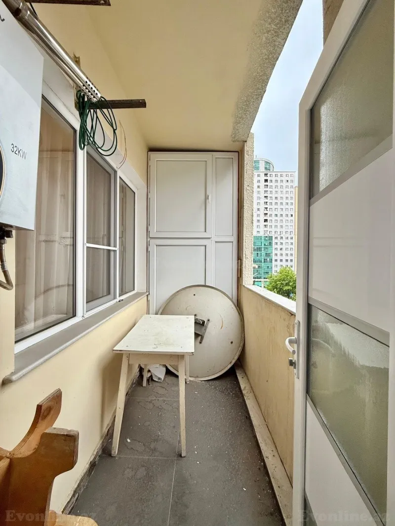 Kirayə verilir 3 otaqlı Mənzil Köhnə tikili 80 m² Nərimanov r. - şəkil 10