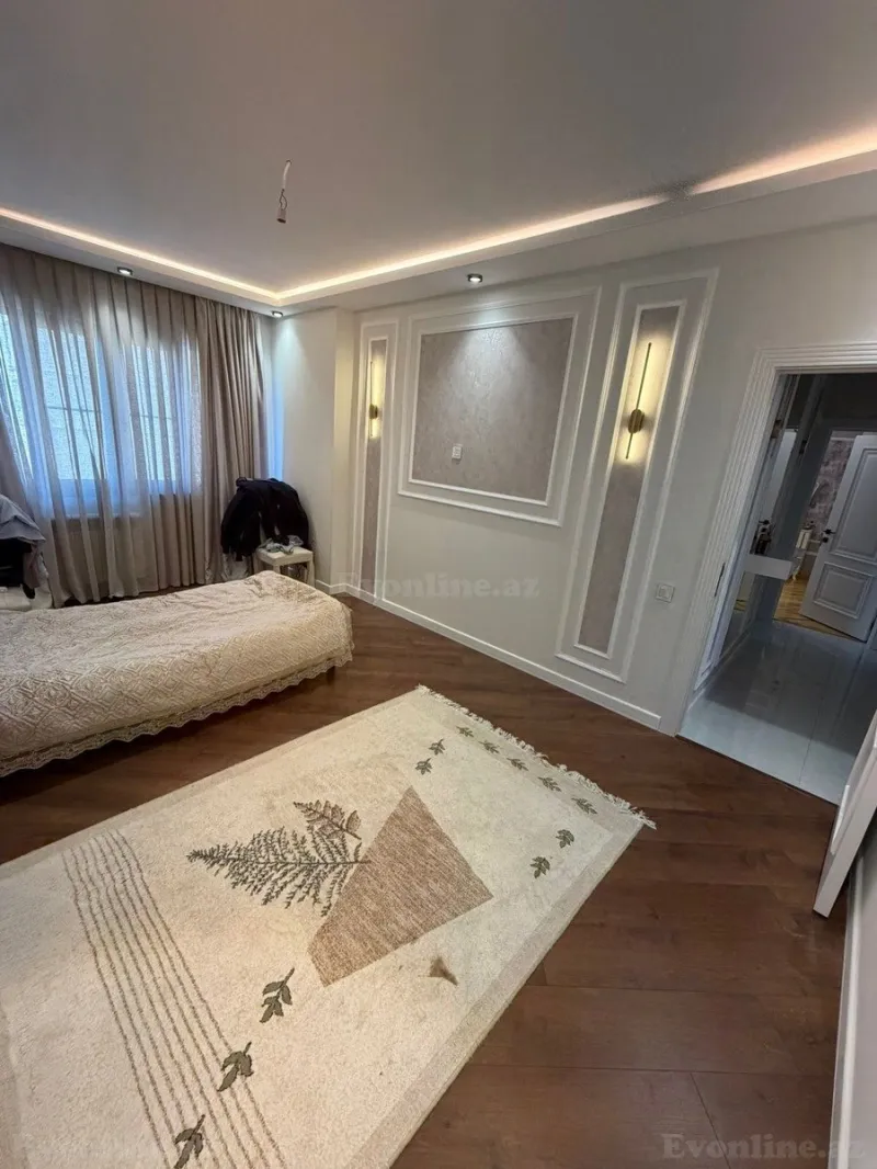 Satılır 4 otaqlı Mənzil Köhnə tikili 100 m² İnşaatçılar m. - şəkil 3