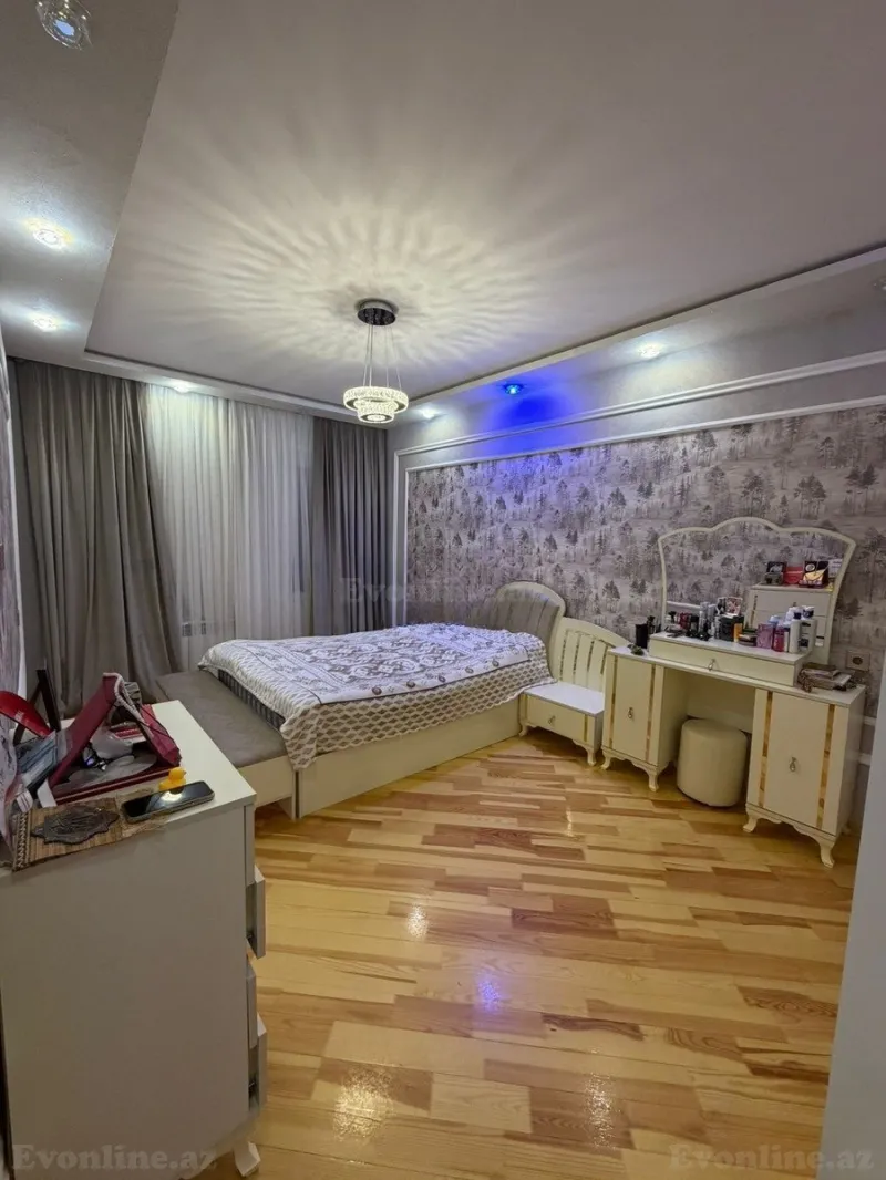 Satılır 4 otaqlı Mənzil Köhnə tikili 100 m² İnşaatçılar m. - şəkil 5