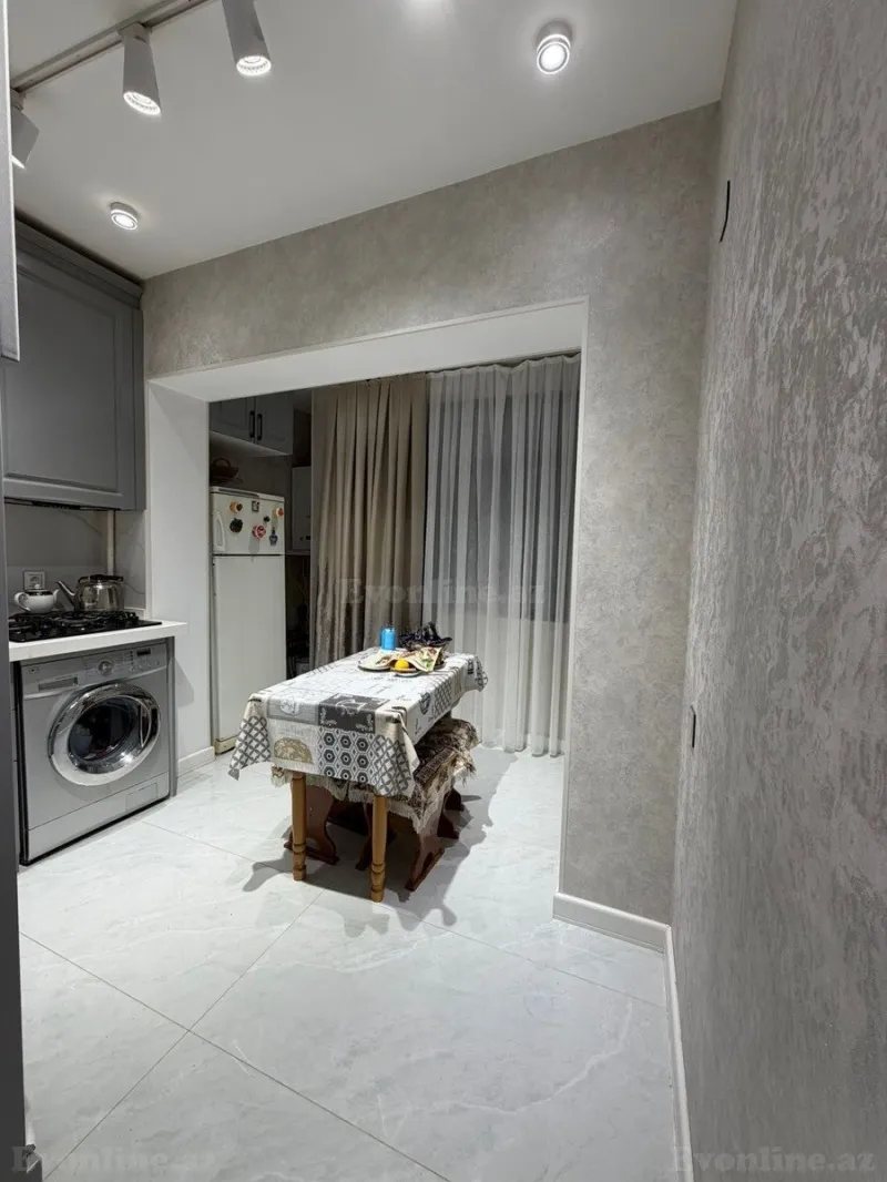 Satılır 4 otaqlı Mənzil Köhnə tikili 100 m² İnşaatçılar m. - şəkil 13