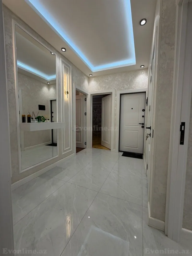 Satılır 4 otaqlı Mənzil Köhnə tikili 100 m² İnşaatçılar m. - şəkil 19