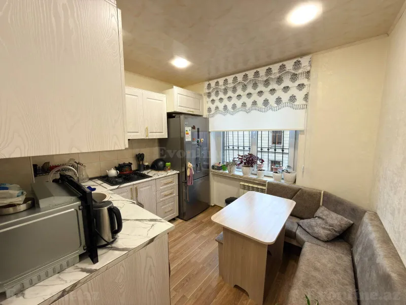 Satılır 2 otaqlı Mənzil Köhnə tikili 65 m² Elmlər Akademiyası m. - şəkil 6