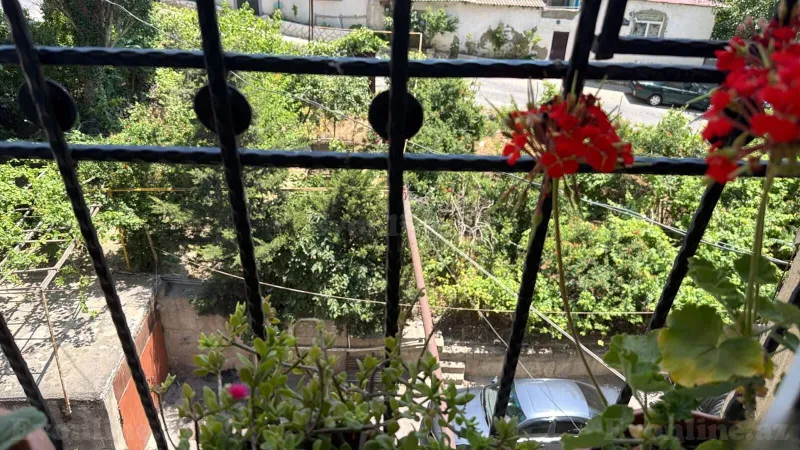 Satılır 2 otaqlı Mənzil Köhnə tikili 65 m² Elmlər Akademiyası m. - şəkil 9