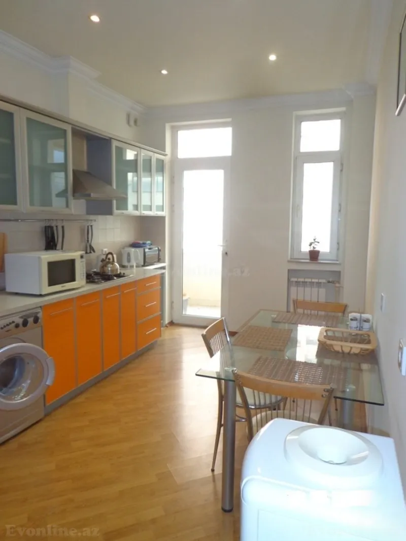 Kirayə verilir 2 otaqlı Mənzil Yeni tikili 92 m² Nizami m. - şəkil 2