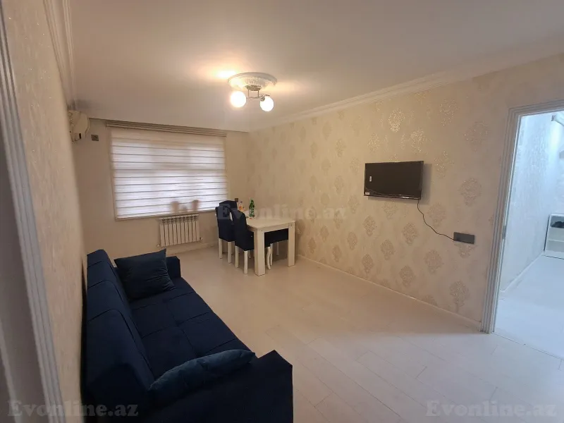 Satılır 2 otaqlı Mənzil Köhnə tikili 52 m² Xırdalan