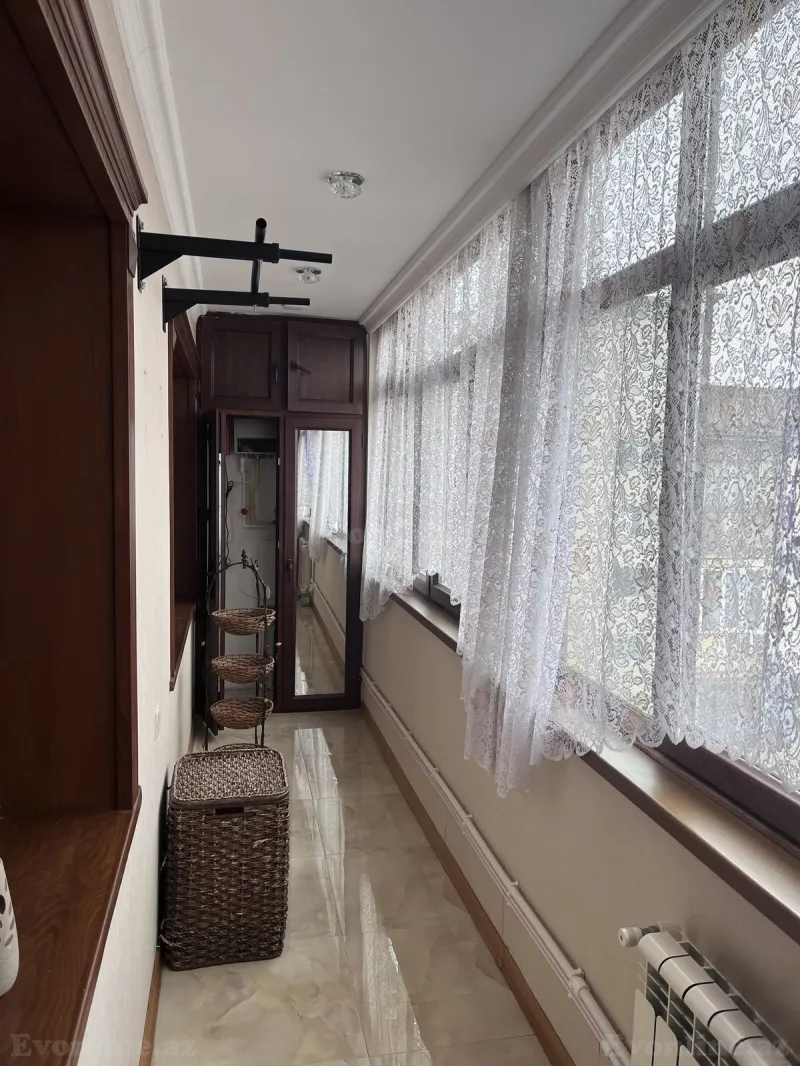 Satılır 5 otaqlı Mənzil Köhnə tikili 113 m² Bakıxanov - şəkil 7