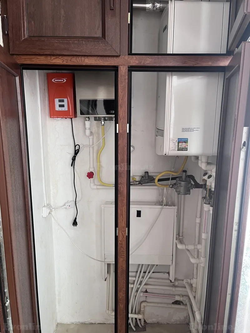 Satılır 5 otaqlı Mənzil Köhnə tikili 113 m² Bakıxanov - şəkil 8