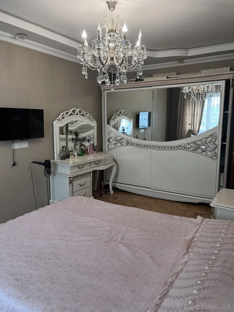 Satılır 5 otaqlı Mənzil Köhnə tikili 113 m² Bakıxanov - şəkil 11
